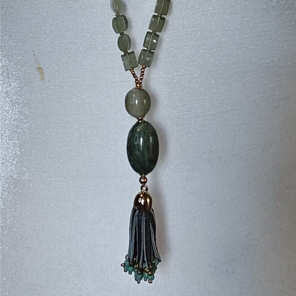 Chico's Statement Necklace Green Beaded Tassel Pendant 16" Adjustable Clasp‎ - Picture 3 of 8